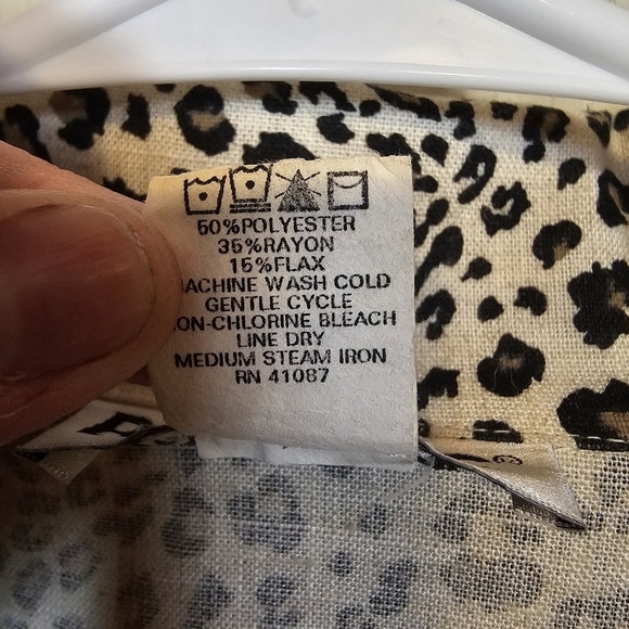 Vintage Briggs Flax Blend Animal Print Leppard Cheetah Button Down Shacket Top - Picture 2 of 5